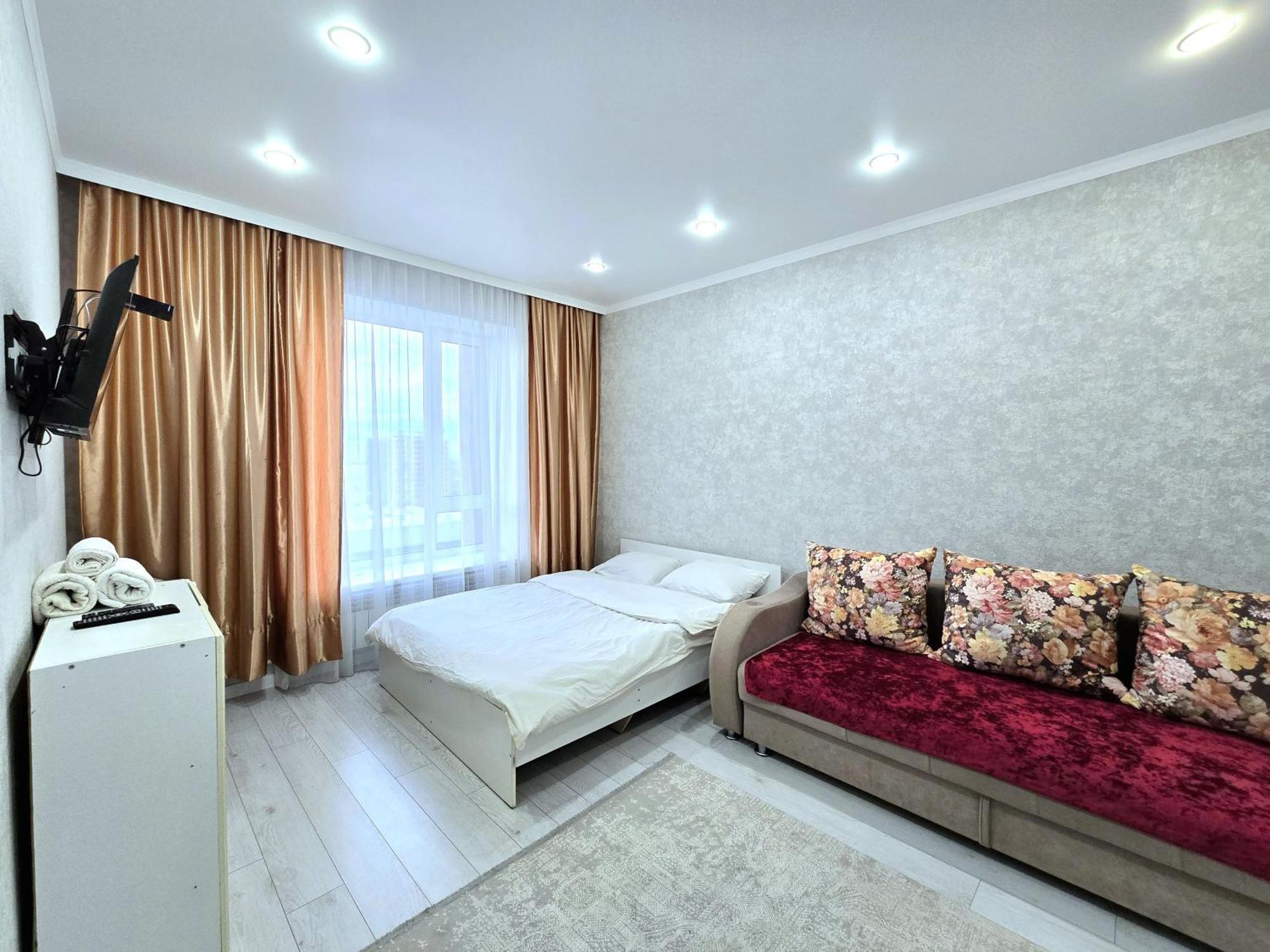 Аэропорт 10 Минут Жк Будапешт163 Apartment Astana Bagian luar foto